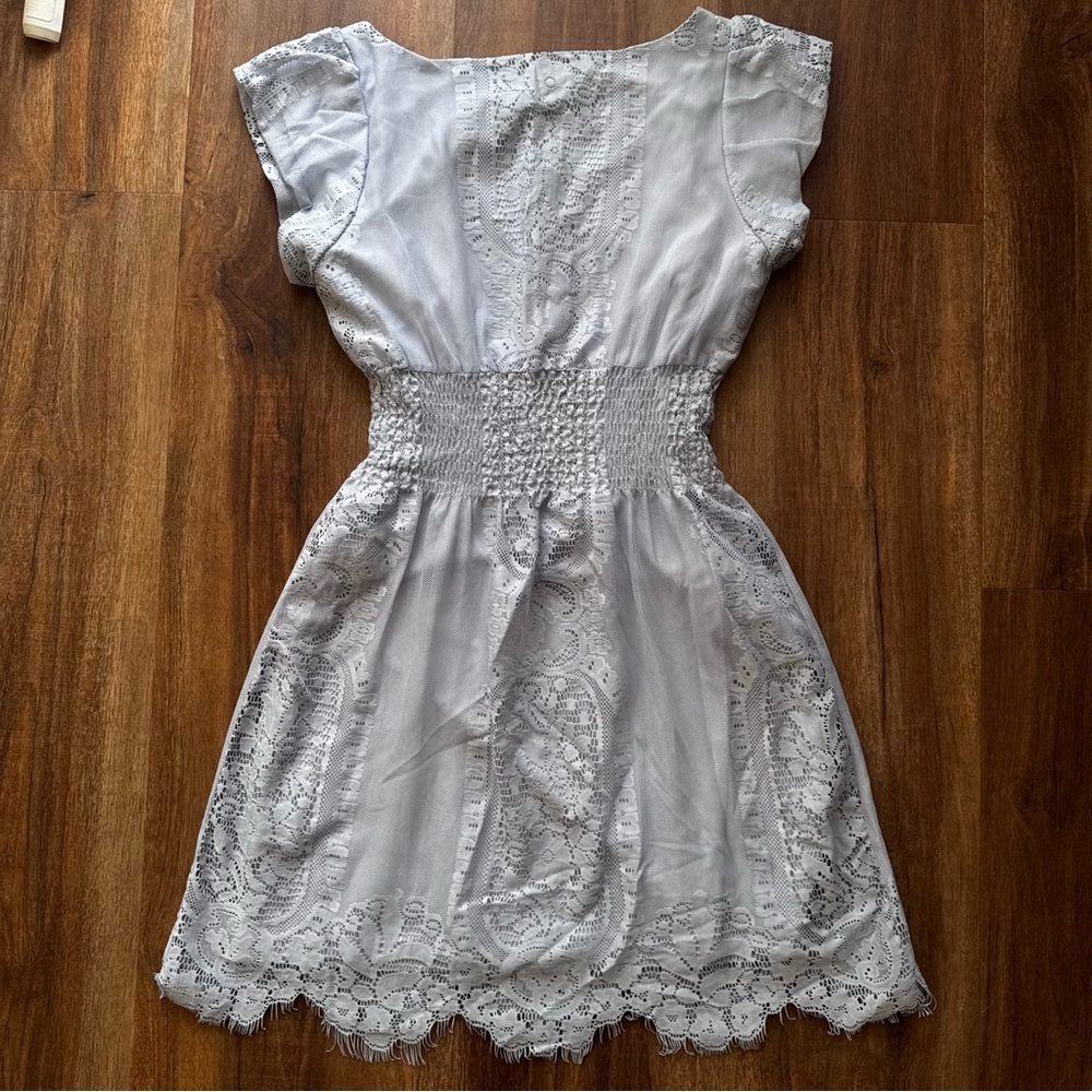 Vintage Lace Mini Dress Smocked Flutter Sleeve Romantic Coquette Cottagecore Y2K - Picture 4 of 9